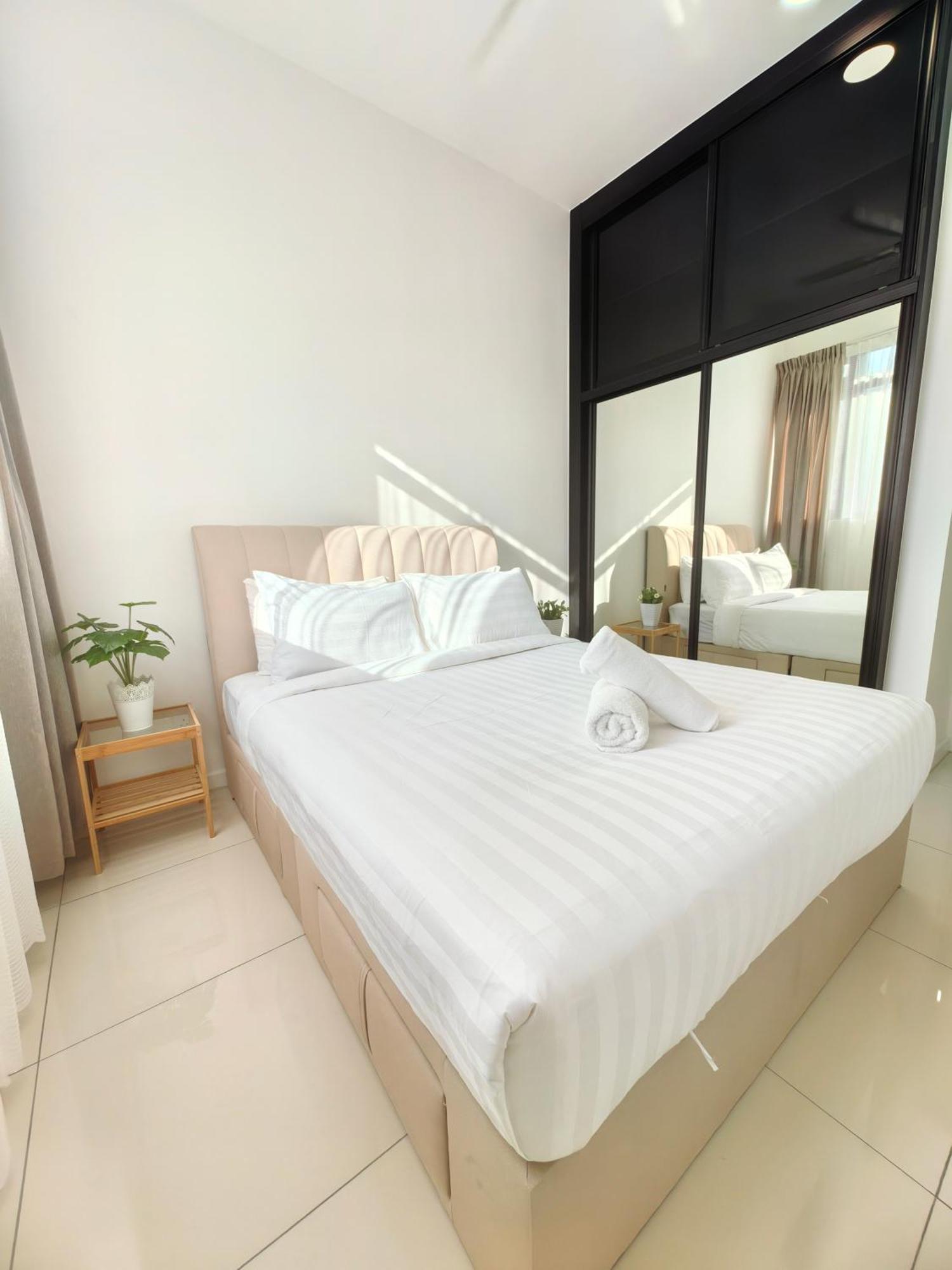 Chambers Residence Klcc By Purple Orchid 쿠알라룸푸르 외부 사진