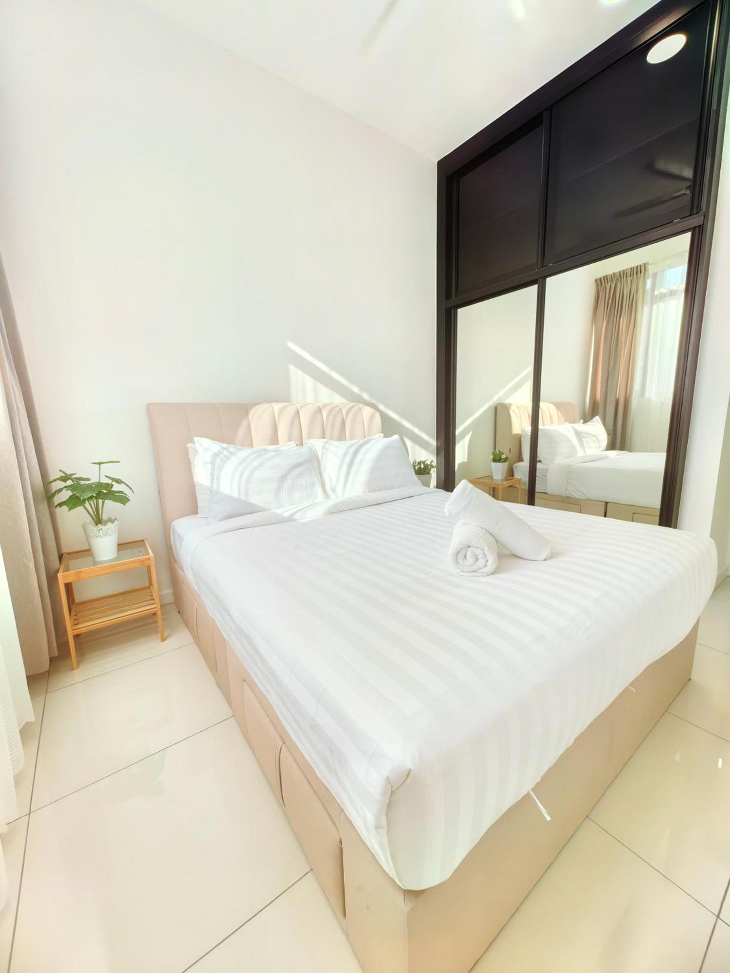 Chambers Residence Klcc By Purple Orchid 쿠알라룸푸르 외부 사진