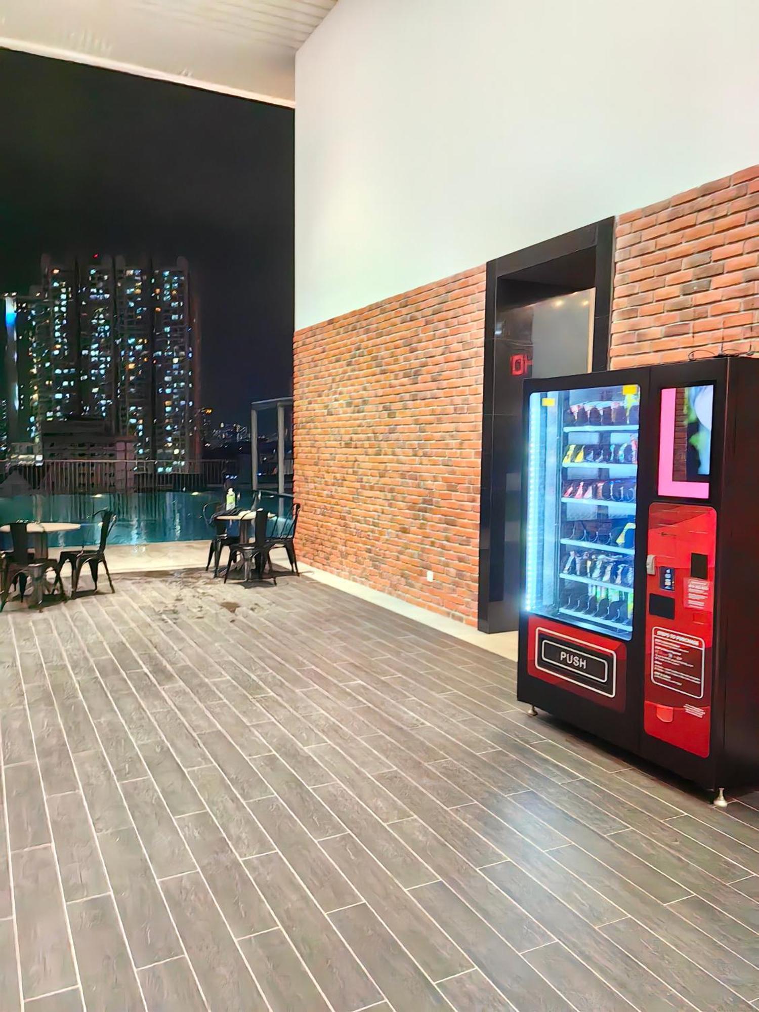 Chambers Residence Klcc By Purple Orchid 쿠알라룸푸르 외부 사진